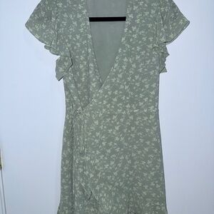 OAK + FORT Green Floral Wrap Midi Dress